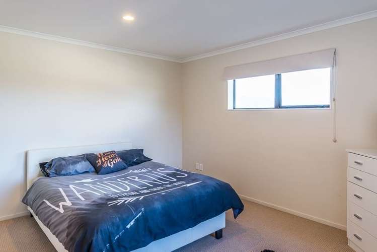 36 Percy Kinsman Crescent Riverstone Terraces_16