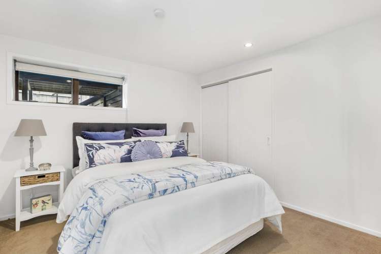 29 Saint Annes Crescent Wattle Downs_20