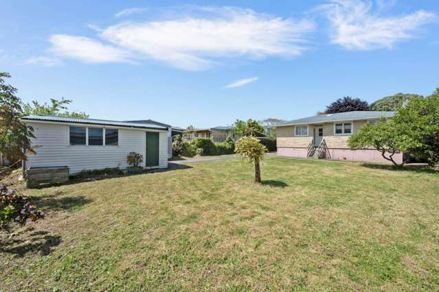 28 Ozich Avenue Te Atatu South_3