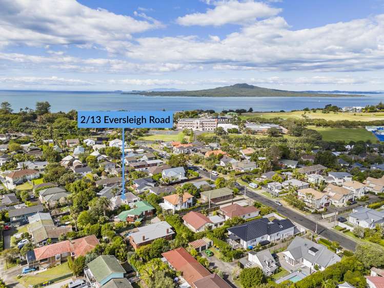 2/13 Eversleigh Road Belmont_13