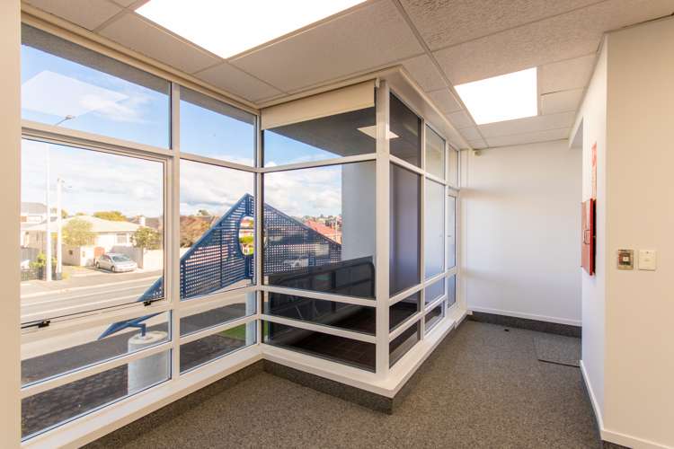 A1/129 Onewa Road Northcote_4