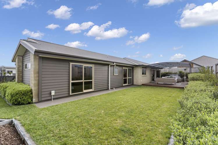 333 Lakes Boulevard Pyes Pa_8