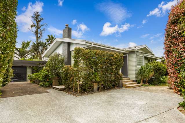 55 Graham Avenue Te Atatu Peninsula_1