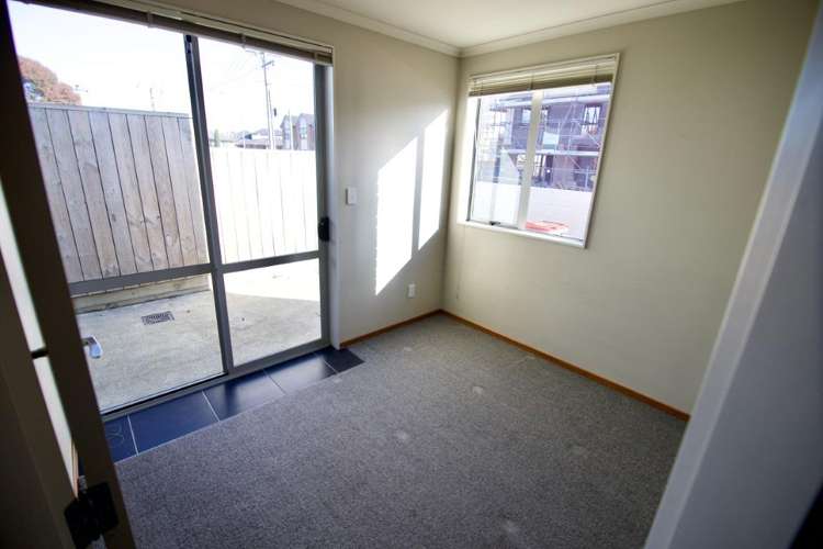 6A Dowding Street 1107_10