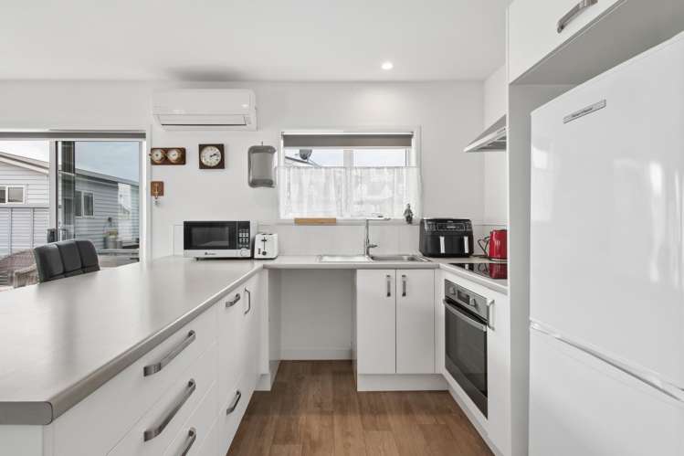 13/267 Parton Road (Papamoa Village Park) Papamoa_4