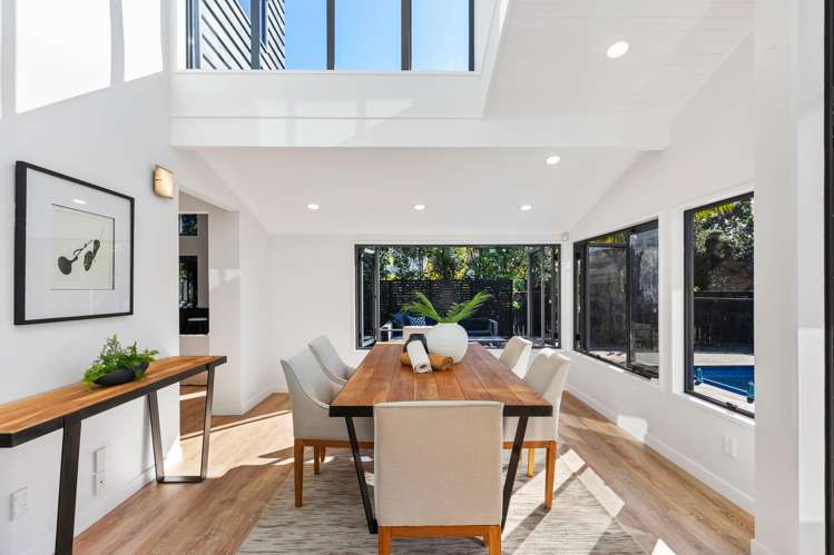 6 Birchwood Grove Greenhithe_7