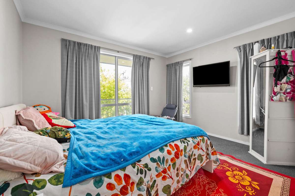 1/120 Mahoe Street_1