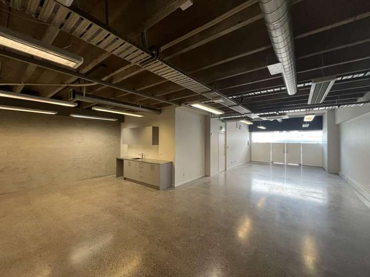 355 New North Road Kingsland_12