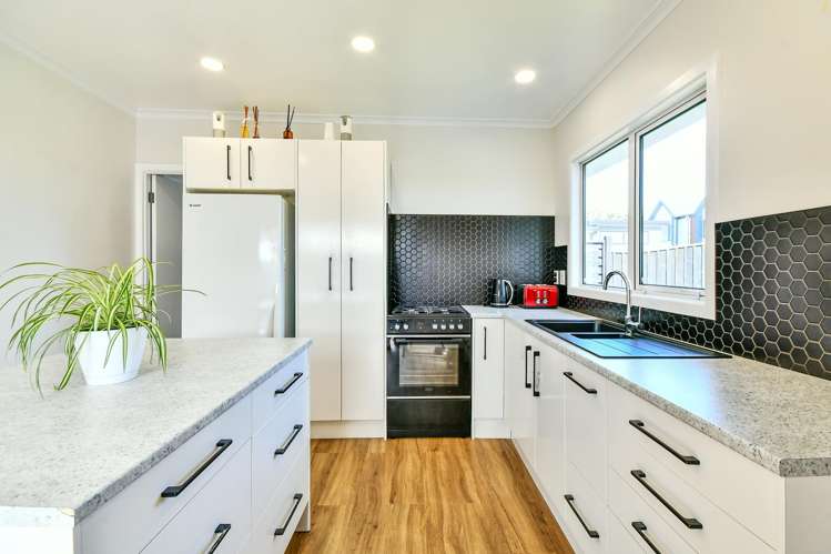 1/75 Willis Road Papakura_4