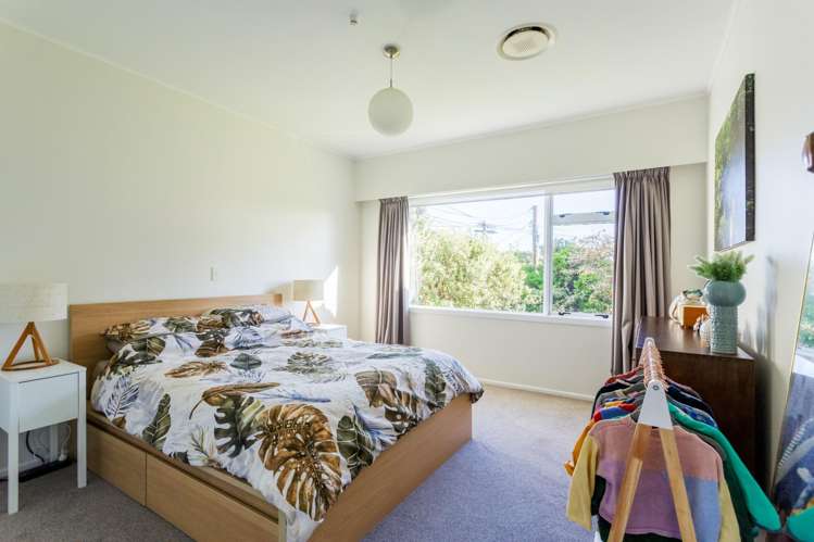 2 Berwick Grove Seatoun_9
