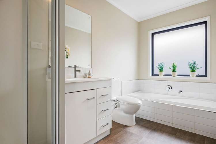 3 Lightbody Lane Wigram_10