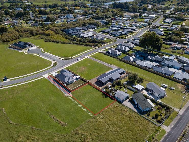 Agent says a brand new riverside home at 92 Great South Road, in Taupiri, that has an asking price of <img.05m would be $3m in Hamilton. Photo / Supplied