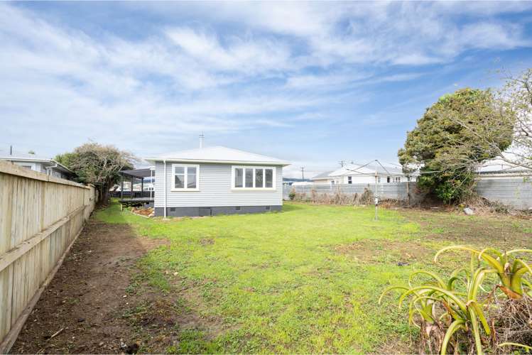 17 Bartholomew Road Levin_14