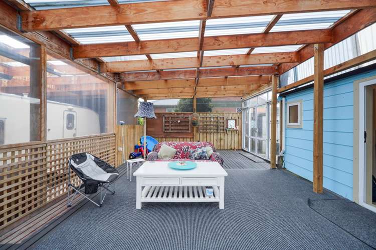 124 Pomona Street Strathern_13