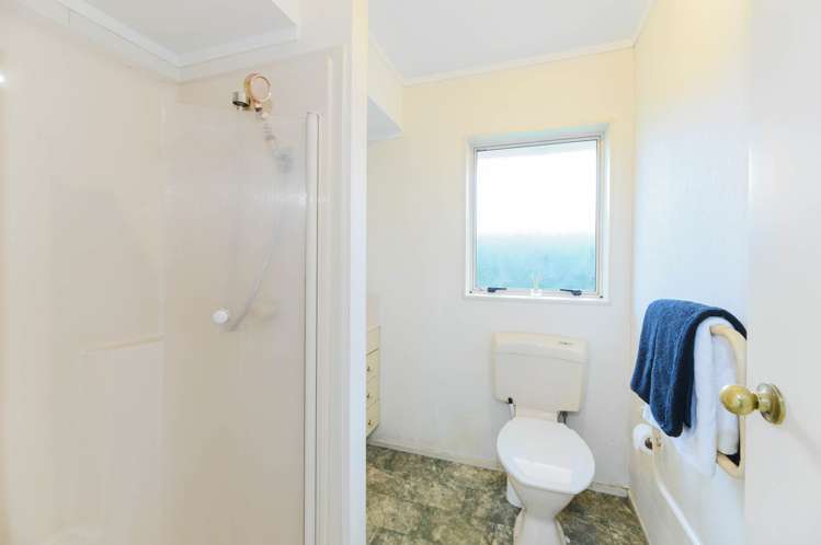 2/10 Caldbeck Rise Northpark_14