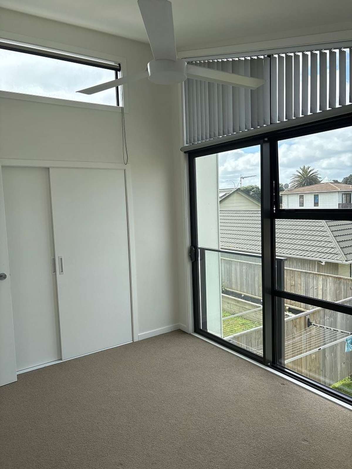 Beachside living, modern 2BR townhouse 4