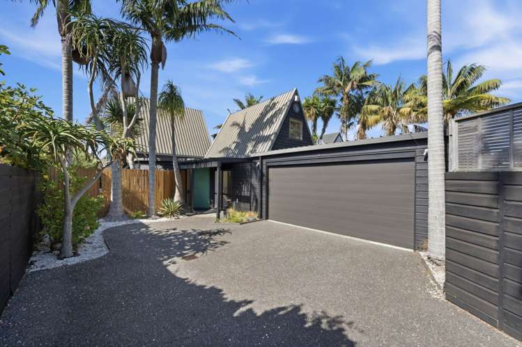 22A Eastern Beach Road_1