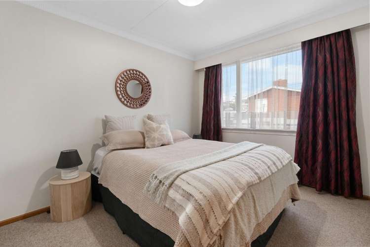239 Highcliff Road Shiel Hill_22