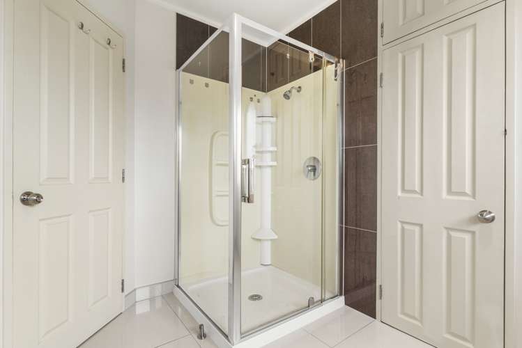 10 Bexley Place Pahurehure_15