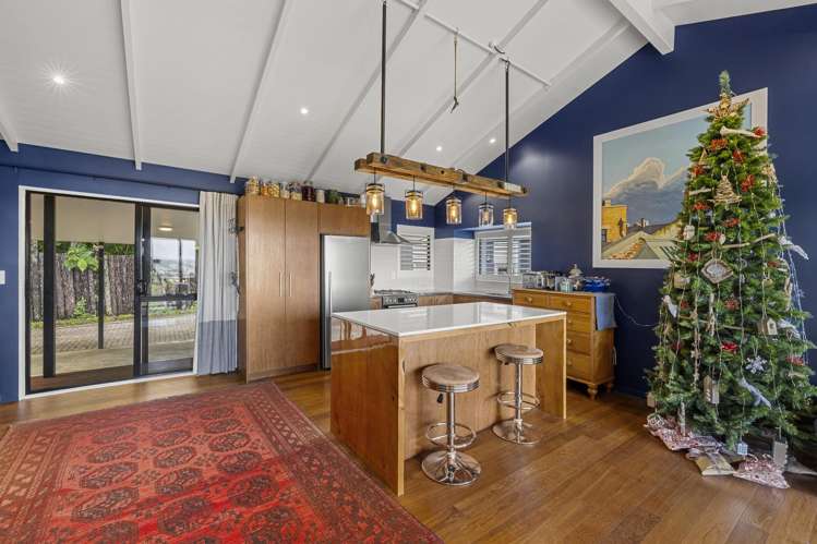 199 Te Hutewai Road Raglan_10