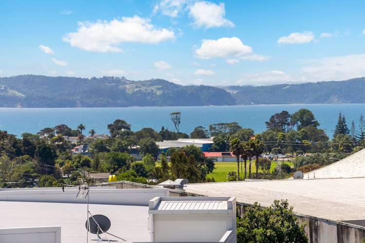 321/17 Link Crescent Stanmore Bay_16