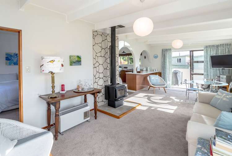 72 Lake Ferry Road Lake Ferry_15