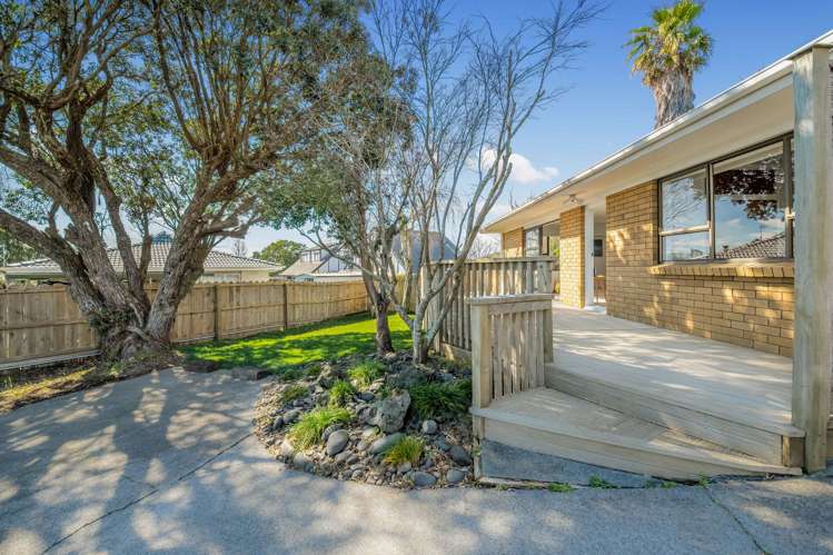 2/9 Rapallo Place Farm Cove_14