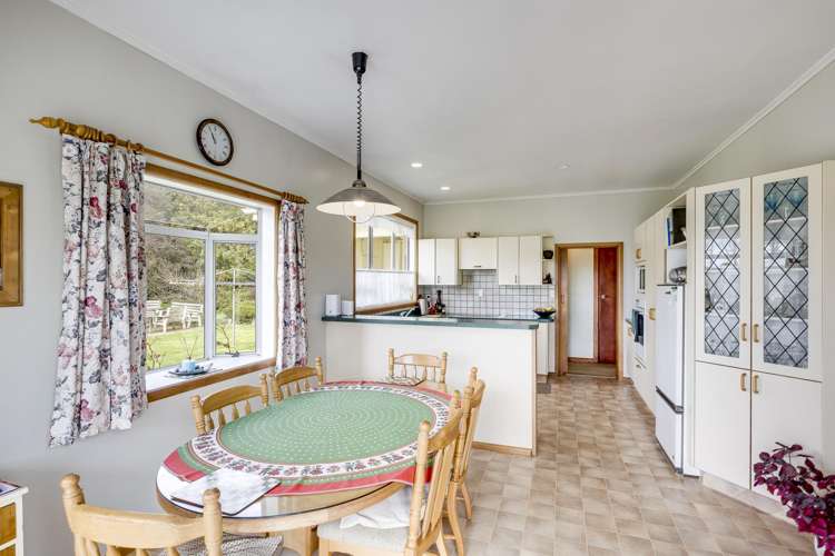 39 Farndon Road Clive_10