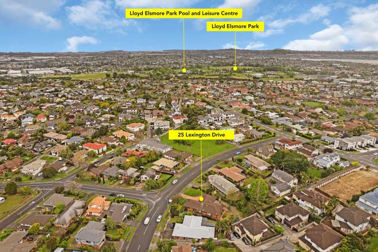 25 Lexington Drive Botany Downs_25