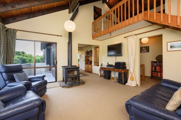 12 Puketai Place Pukerua Bay_5
