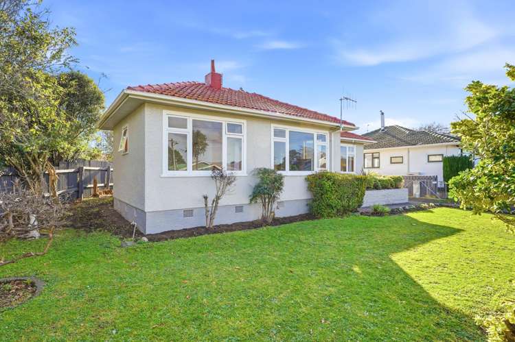 17 Tinirau Street Whanganui East_19