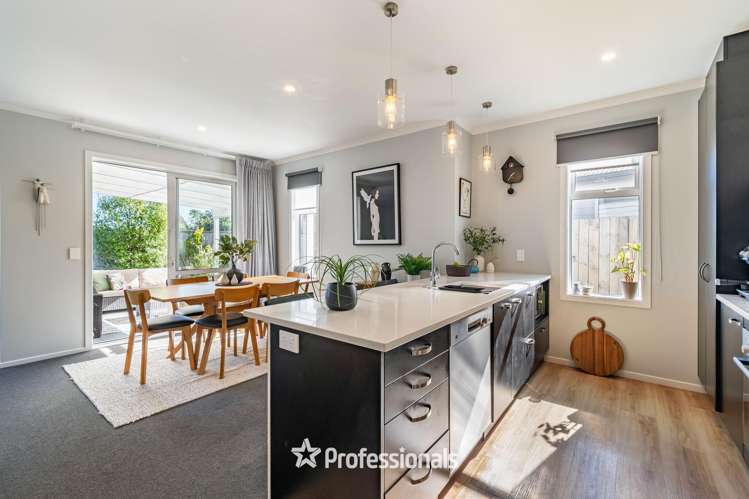 11 Wi Hape Pakau Place Waiwhetu_5