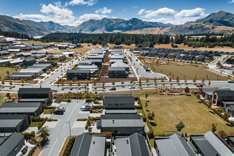 4 Matakanui Lane Wanaka_22