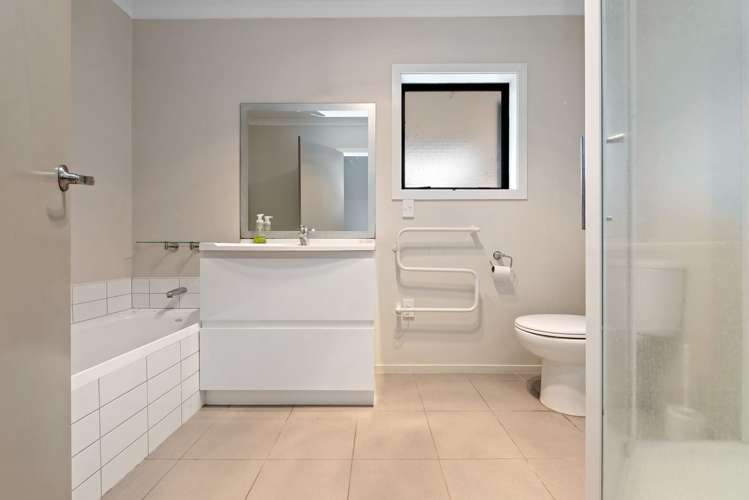 64unit Kawaha Point Road Kawaha Point_8