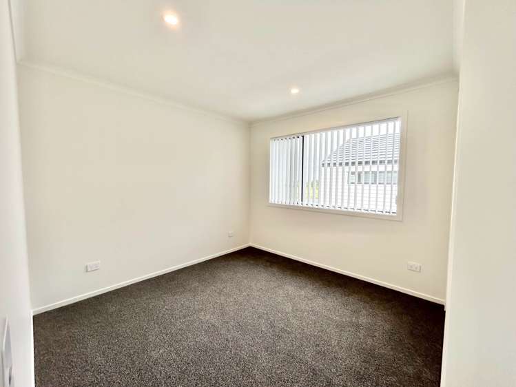 Malahide Drive Flat Bush_15