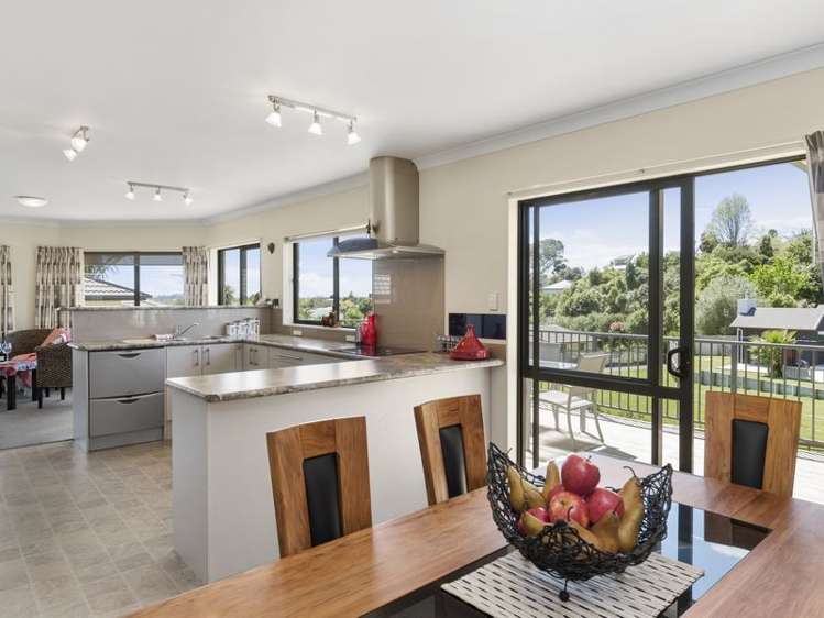 25 Hawk Place Welcome Bay_1