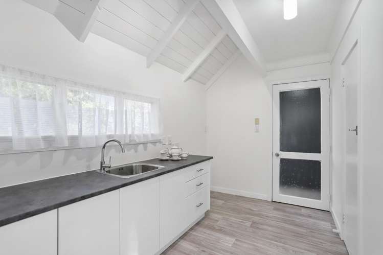 380 Huia Road Titirangi_19