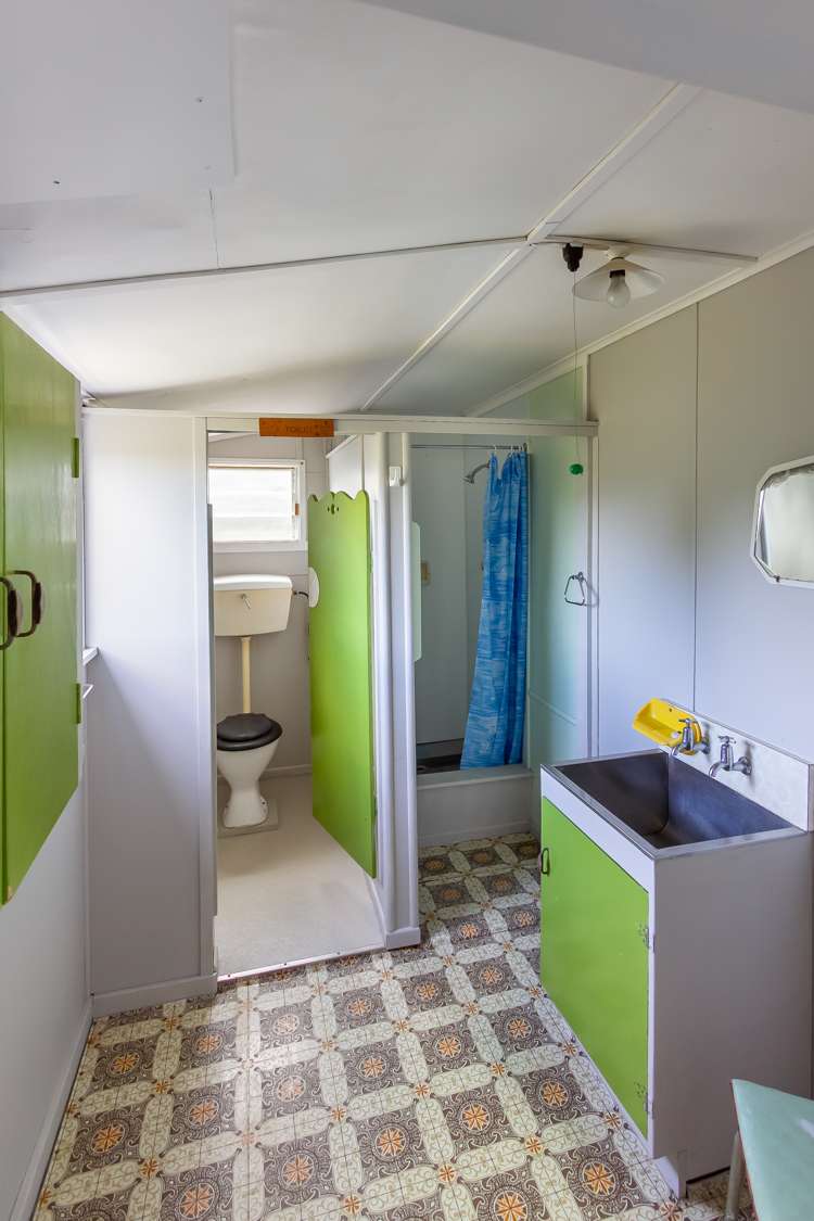 5 Gribbin Street Awakino_13