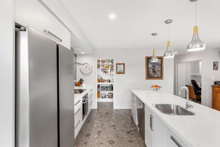 13 Beak Street Rolleston_11