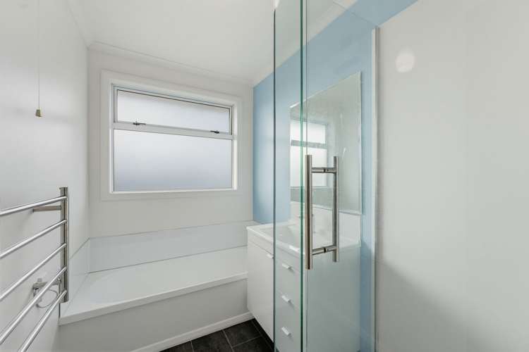 1 Goulds road Marchwiel_9