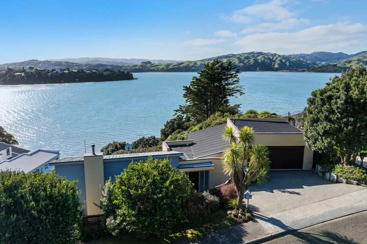 18 Leeward Drive Whitby_5