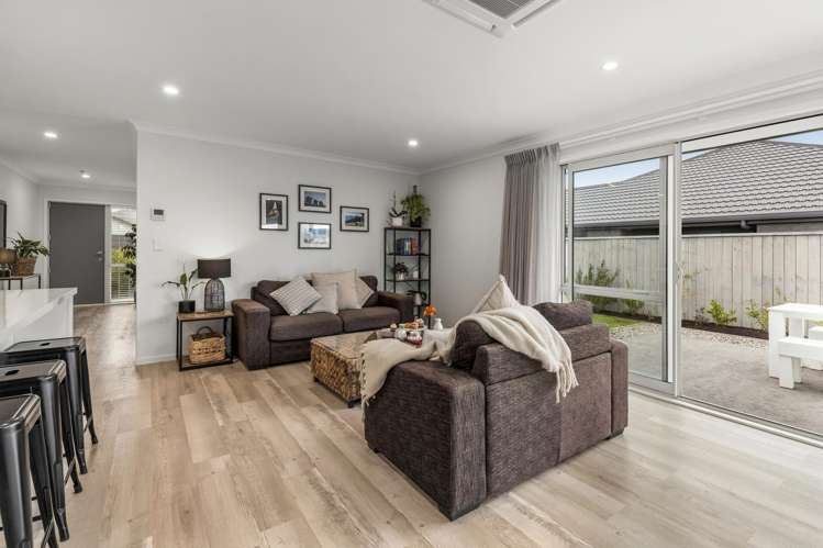 40 Catalina Crescent Burleigh_10