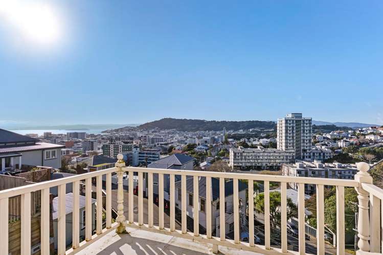 3 Maarama Crescent Aro Valley_10