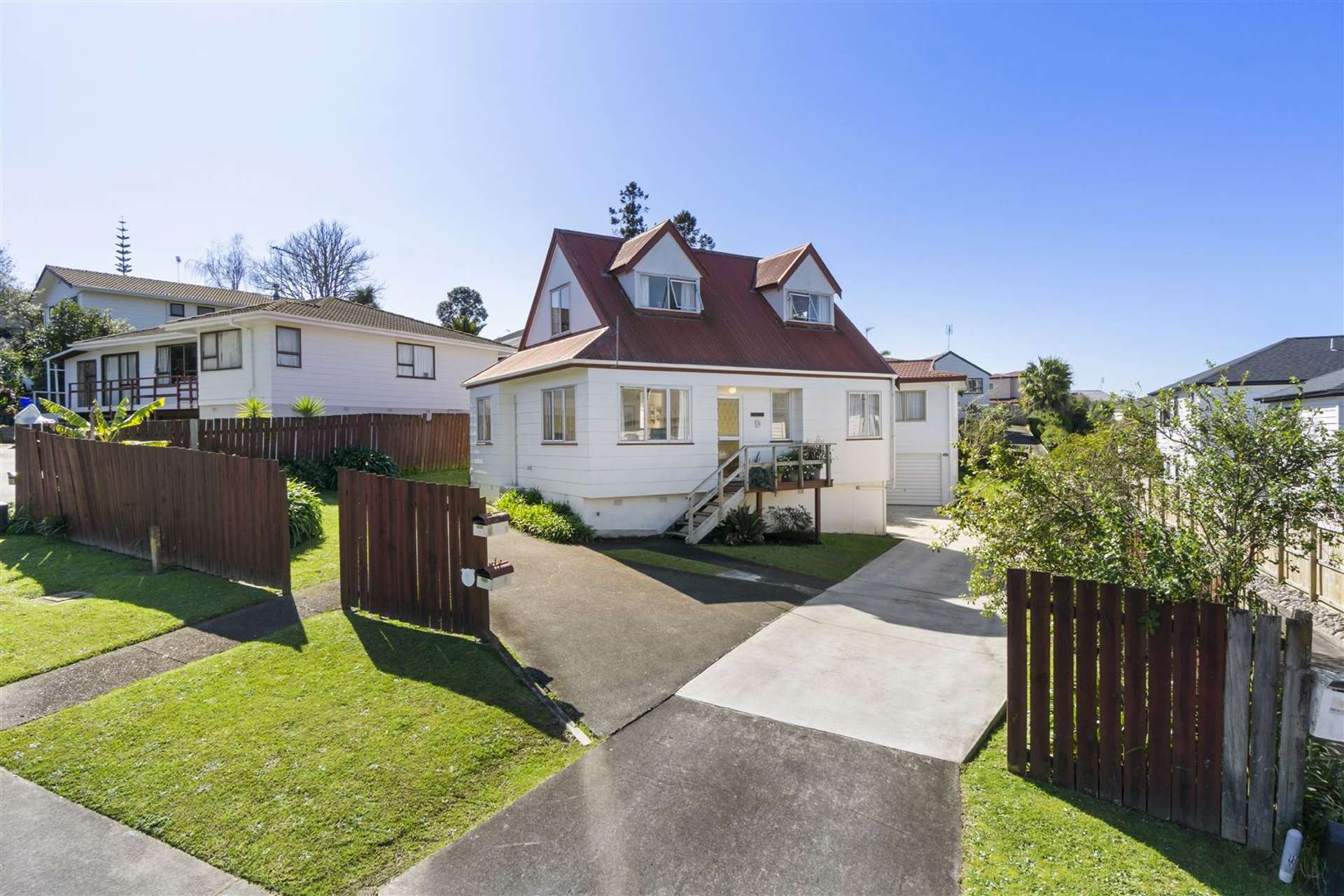 9 Athena Drive Totara Vale_0