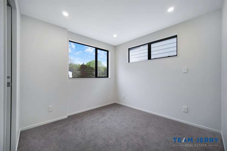 65 Survila Street Papakura_9