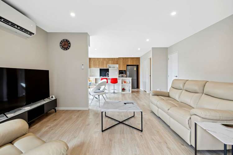 247c Glenfield Road Hillcrest_4