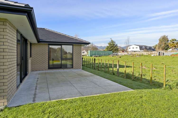 5 Longwood Court Levin_5