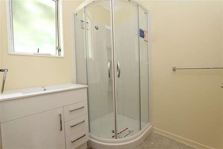 222c Old Farm Road Hamilton East_13