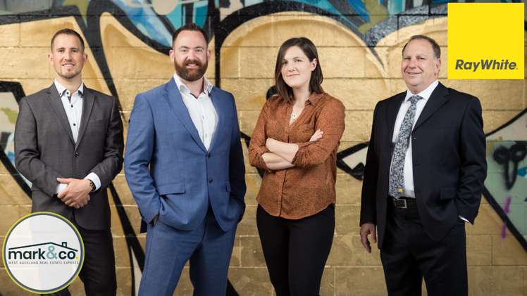 8 Pitcher Place Glen Eden_32