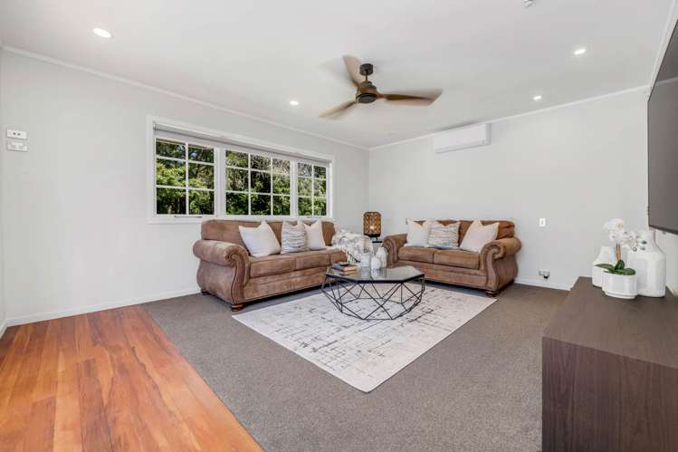 9 Third View Avenue Beachlands_22
